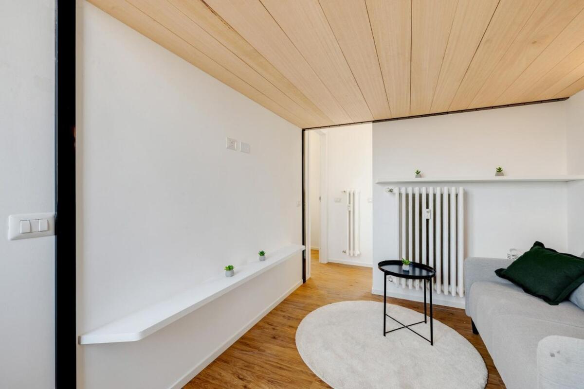 Homeby, Cozy Penthouse Apartment Milano Esterno foto